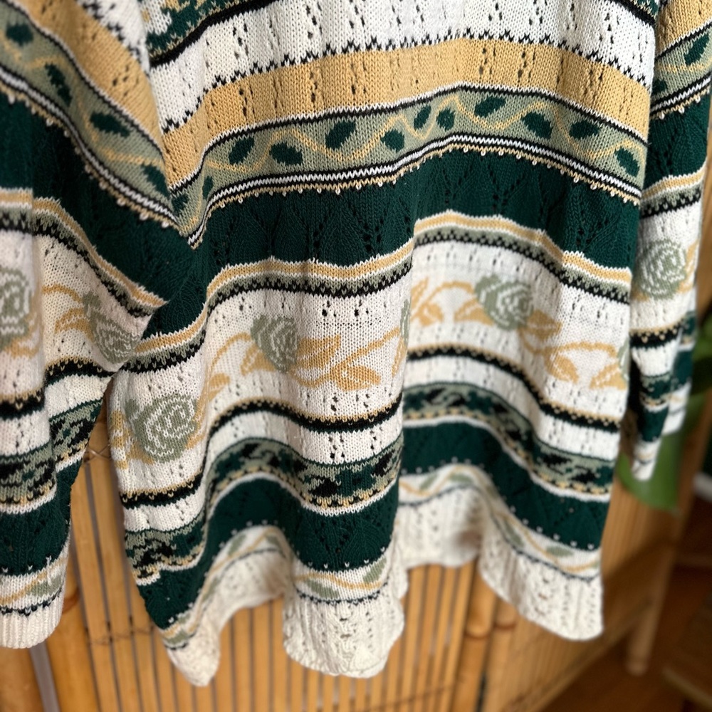 Vintage Handmade Oversized Green & White Floral Stripe Grandpa Pullover Sweater - Picture 6 of 6